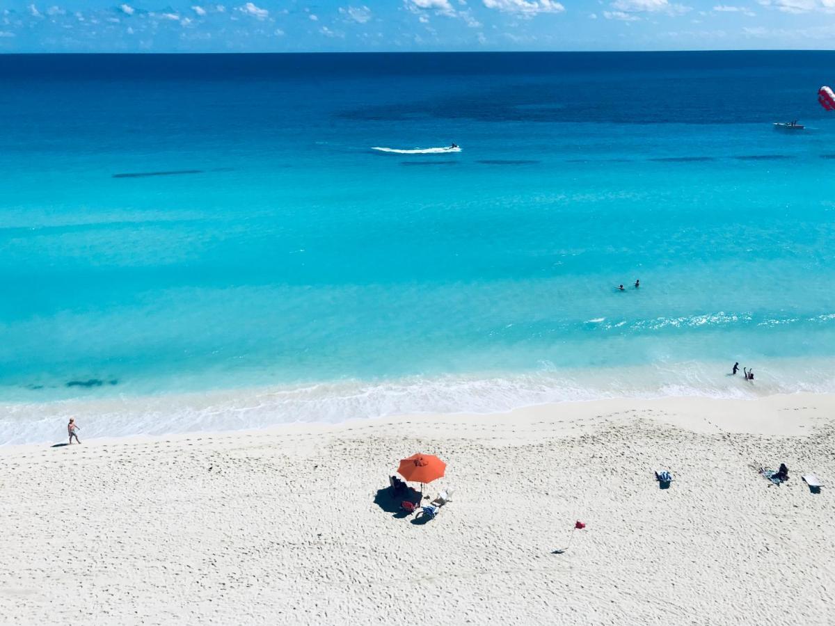 Bof Apartments Cancun Exterior photo